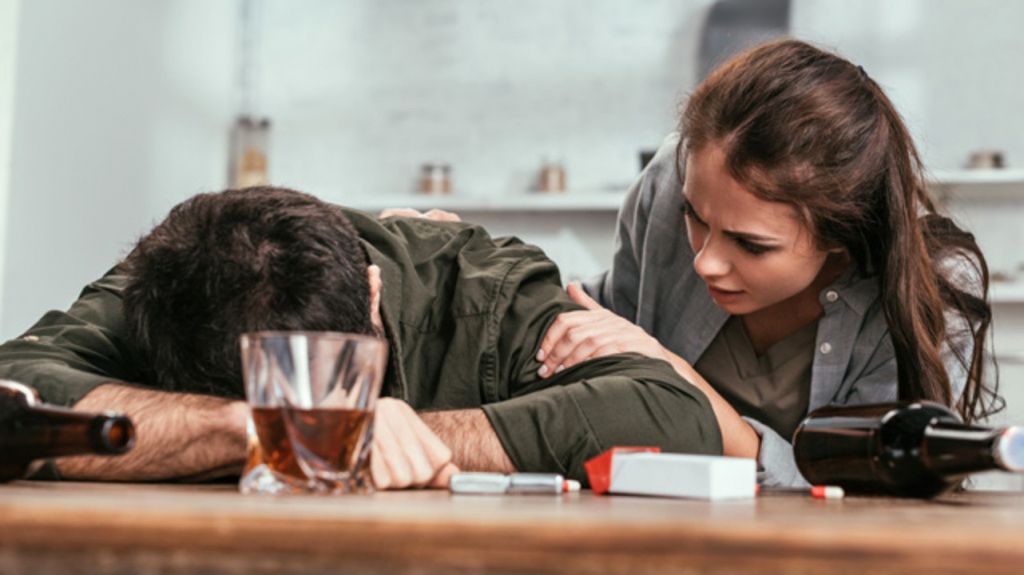 Запойный алкоголизм: причины