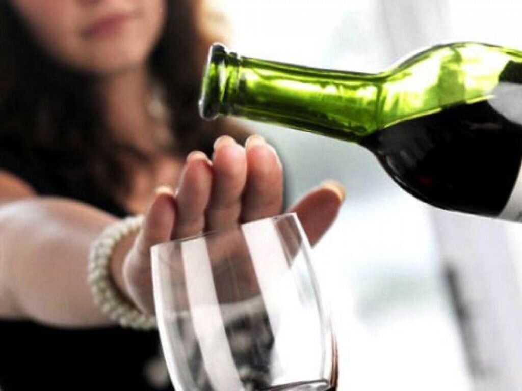 Как быстро бросить пить: вызов нарколога на дом